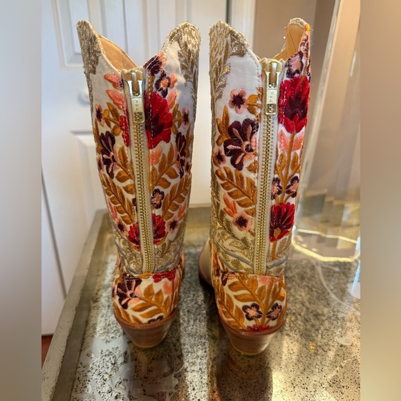 Anthropologie Momo New York embroidered silk western boots aniles size 39/9 new - Picture 7 of 8